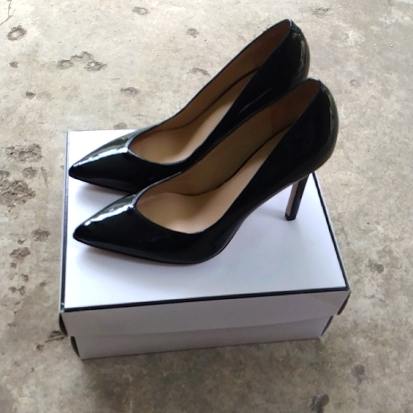Guess Shoes - Guess
